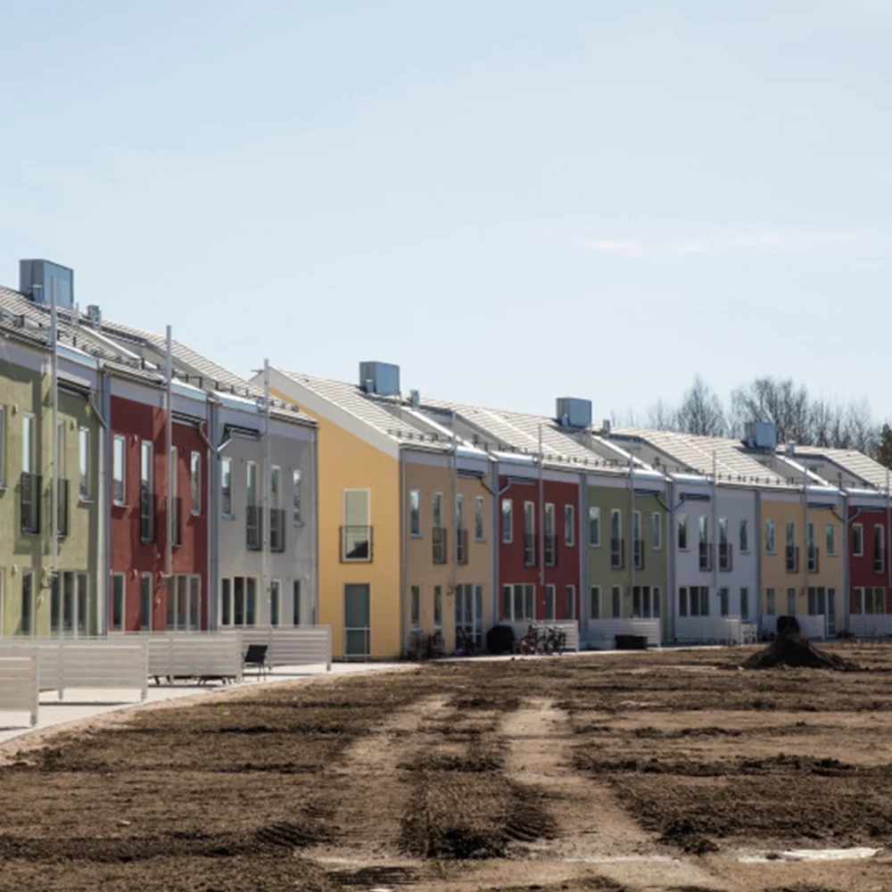 half-media-england-2